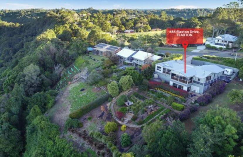 Flaxton Garden Home With Spectacular Coastal Views Montville Exteriör bild