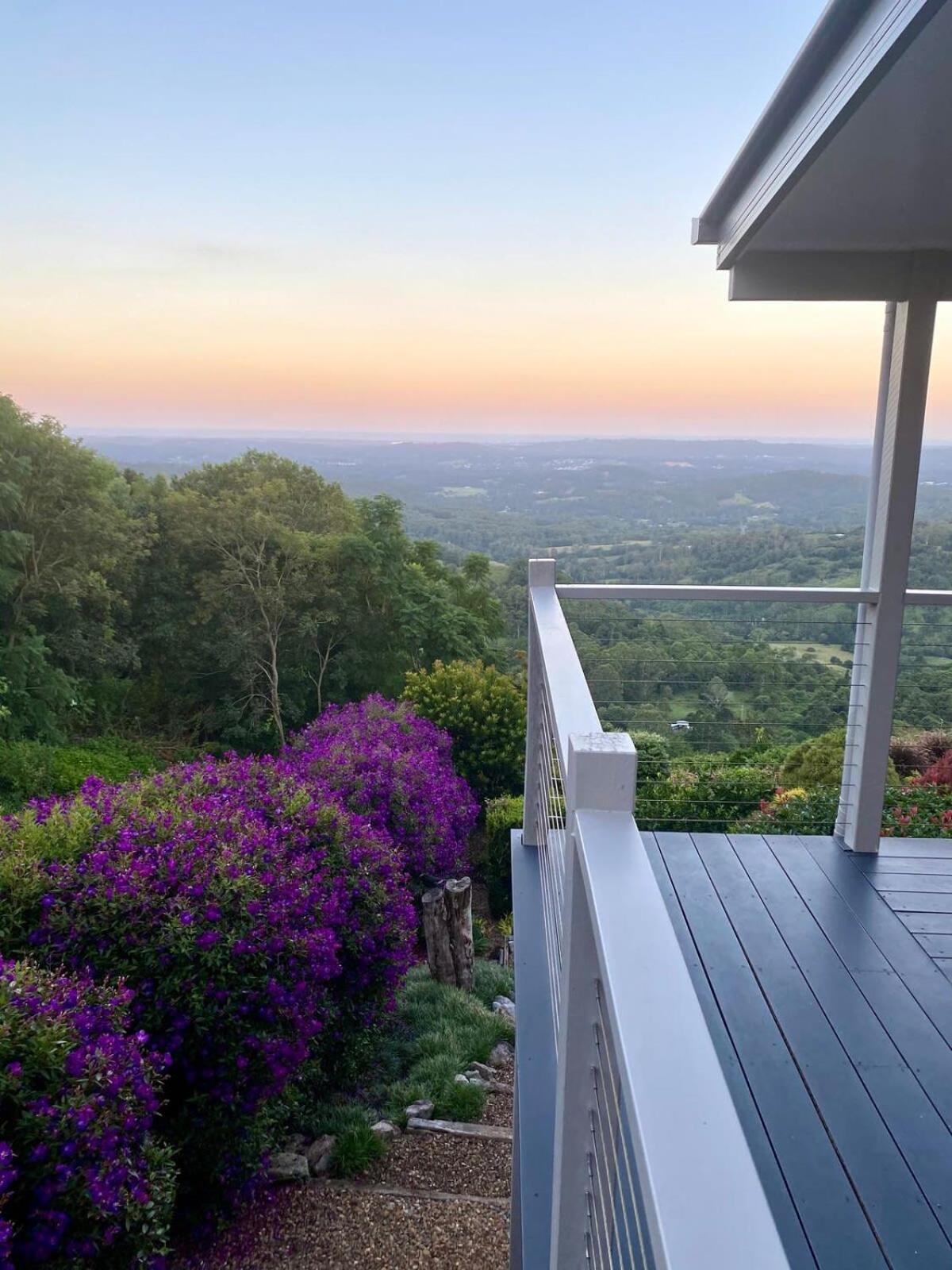 Flaxton Garden Home With Spectacular Coastal Views Montville Exteriör bild