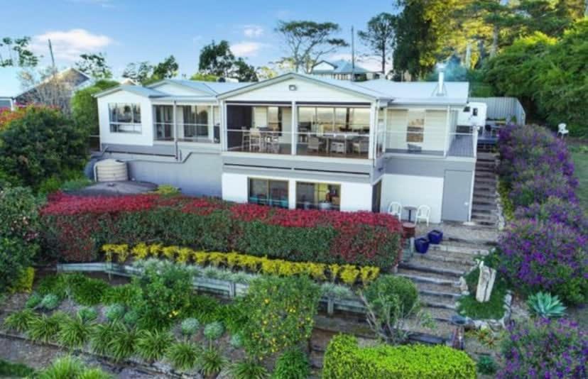 Flaxton Garden Home With Spectacular Coastal Views Montville Exteriör bild